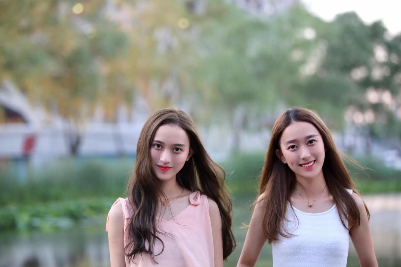 双胞胎同分数考上同校同专业，这种现象有科学依据吗？