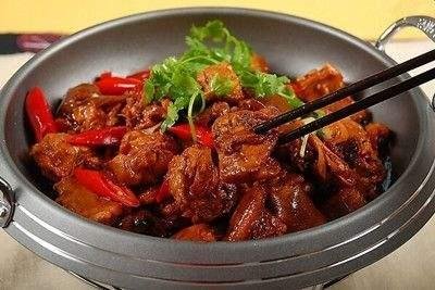 江苏徐州靠“伏羊节”火出圈,万人空巷吃“伏羊”,羊肉有哪些吃法?