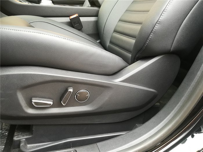 已提锐界两驱五座铂锐型,到论坛来发帖留个纪念