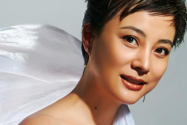 西游记“莎莉挖沙里瓦”那首歌叫什么名字