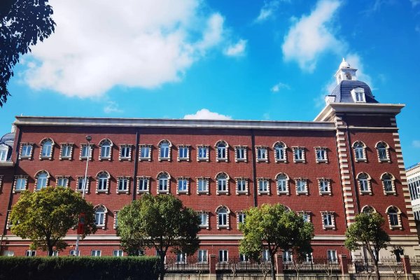 上海惠灵顿国际学校学费