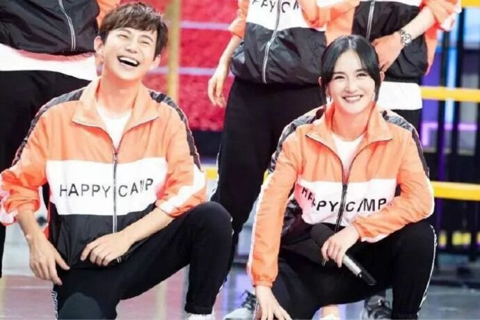 何炅为什么捧红谢娜，是因为喜欢她吗？