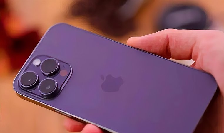 曝iphone14 pro充电时重启