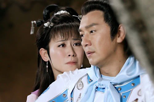 身骑白马这首歌是改编哪部电视剧的？