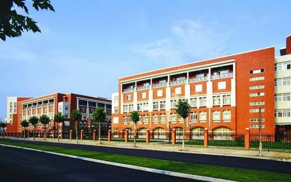 郑州大学换帅，争议为什么这么大？