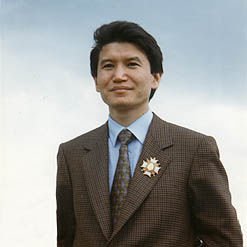 伊柳姆日诺夫·基尔萨·尼古拉耶维奇的个人简介