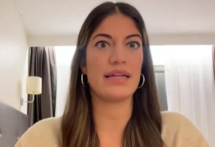 美国一女子女子飞机上确诊厕所里隔离，为何没有被提前检测出来？