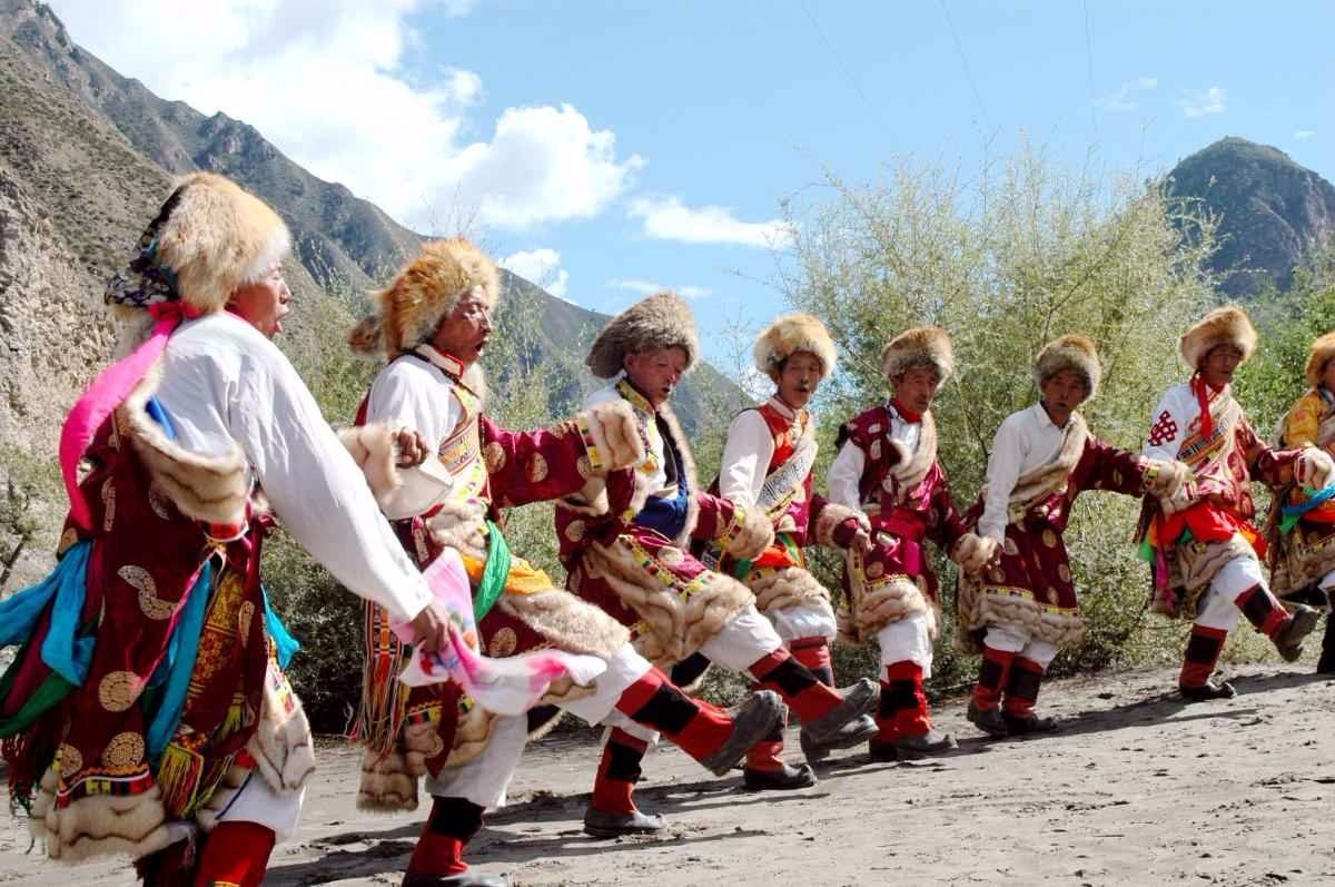 藏人和汉人外形有什么不同