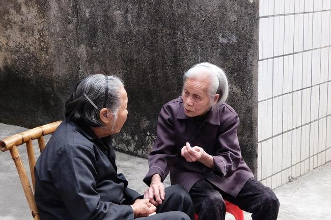 67岁老太无法退休，具体原因是什么？