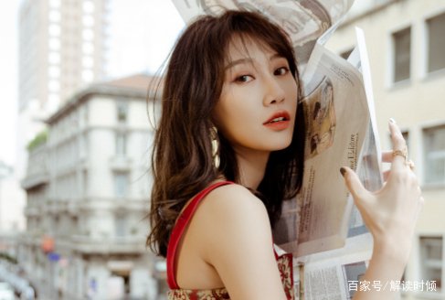 李斯羽高颜值力压群女星，但却掌掴得了癌症的男友，她为什么要这样做？