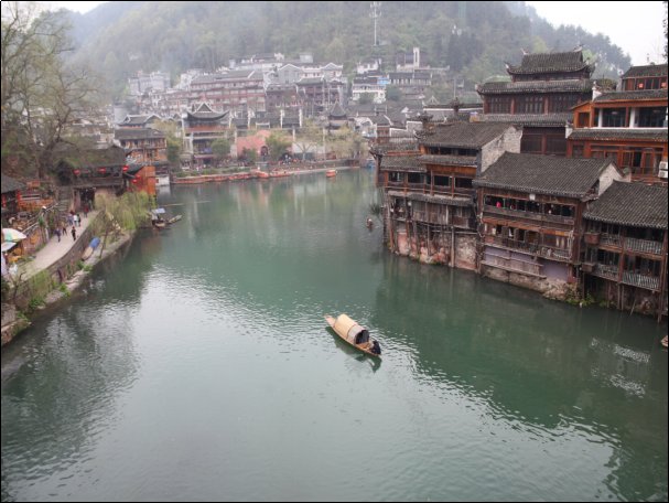 旅游选热门景区还是小众景点