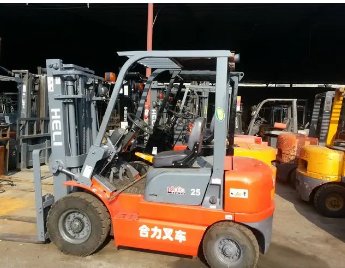 3.5吨合力六年了还值多少钱