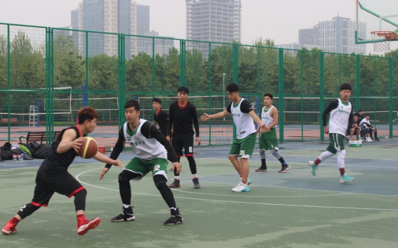 大学体育课程的目标是什么?