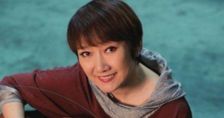 成方圆离婚后为何不再结婚？如今宁愿住养老院，前夫王刚说出原因，啥原因？