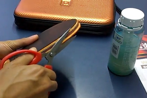 入手一款斯蒂卡黑檀7，如何配胶皮，救急？！