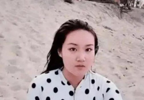 湖北21岁女孩晨跑时被害身亡，该案件的嫌犯曾经有过哪些作案史？