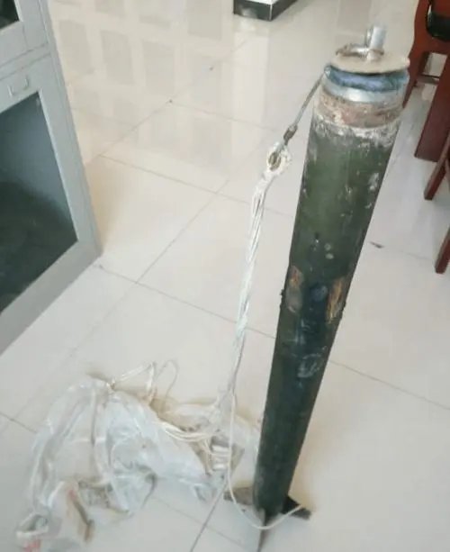 哈尔滨一居民家院里掉落一枚炮弹,具体的情况如何?