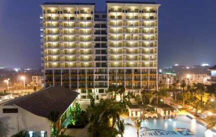 三亚湾力合度假酒店的地理位置