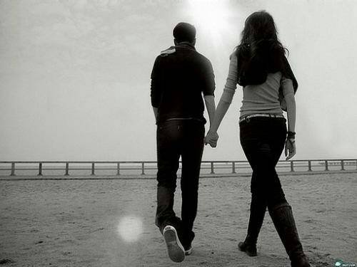 男朋友玩你的是什么表现