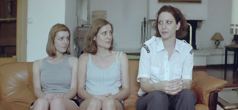 电影狗牙讲的是什么