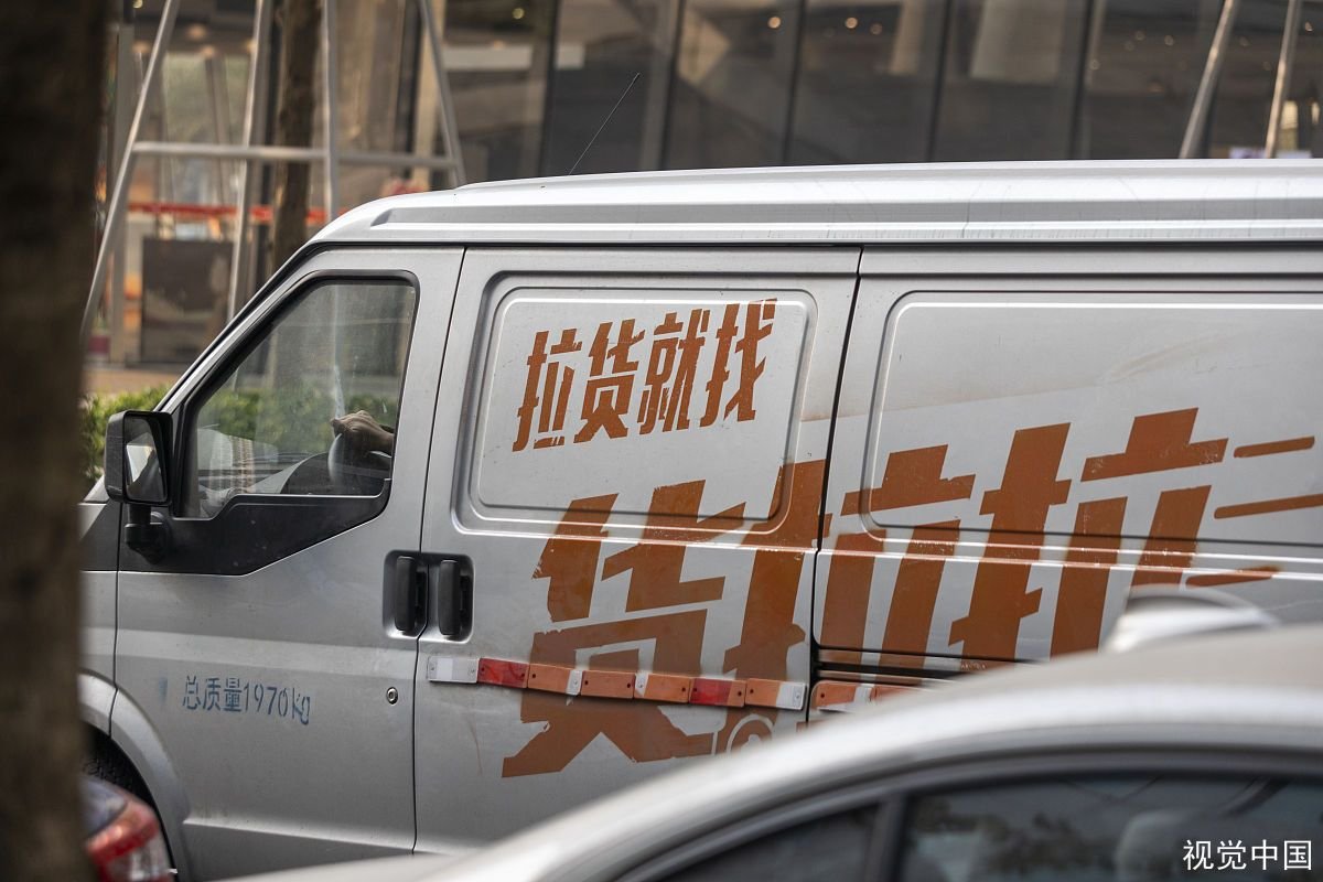 女子货拉拉跳车前一分钟监控曝光，监控透露了什么重要信息？