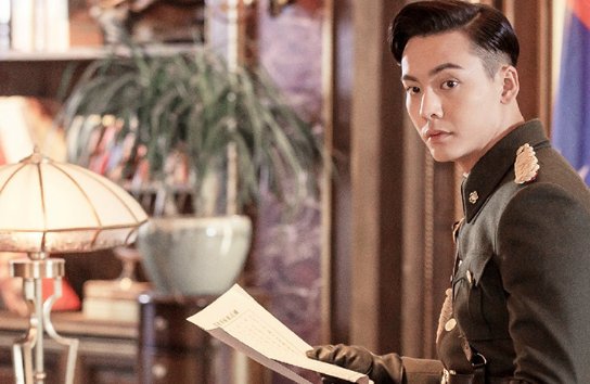 《盗墓笔记》中，张启山为什么要灭九门？为什么要放弃长生？