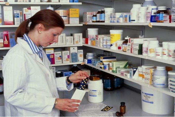 药师职称报名时间？