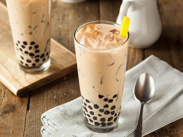 2023喝奶茶发朋友圈的句子