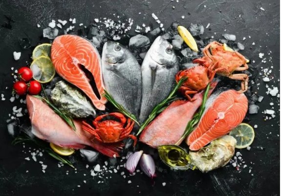 中国全面暂停进口日本水产品是什么时候