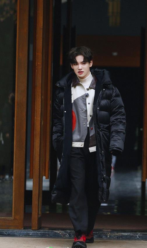 前女友喊话姚明明，你对这出戏怎么看？