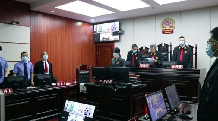 江西一名民警盗用嫌疑人微信消费，这名民警构成了什么犯罪行为？