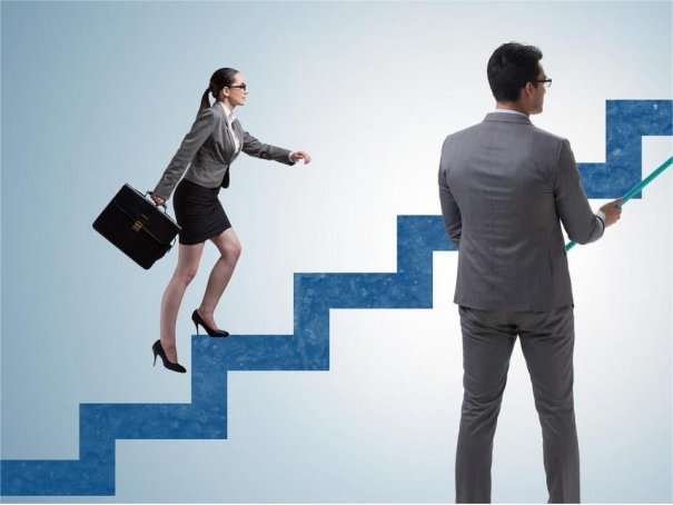 年轻人不婚不恋卡哪了