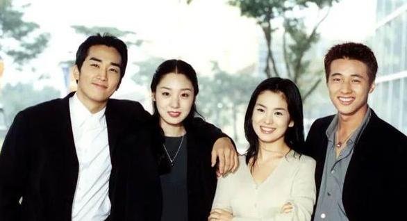 以现在的角度看2000年的韩剧《蓝色生死恋》，你会怎么评价？