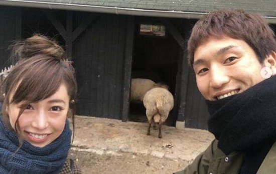 日男足世界杯首战获胜他们的太太团备受瞩目吗？