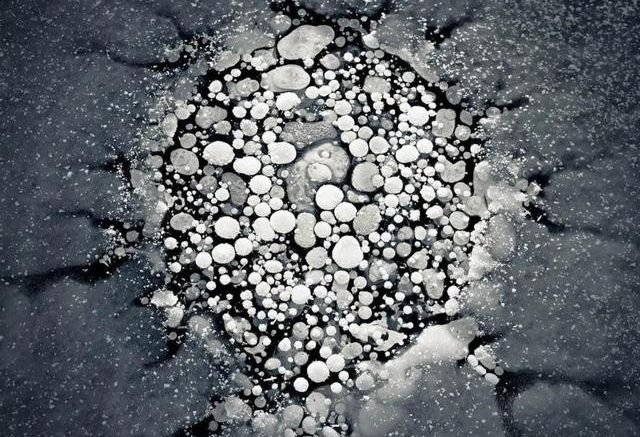 科学家检测到北极甲烷大爆发，导致其大爆发的原因是什么？