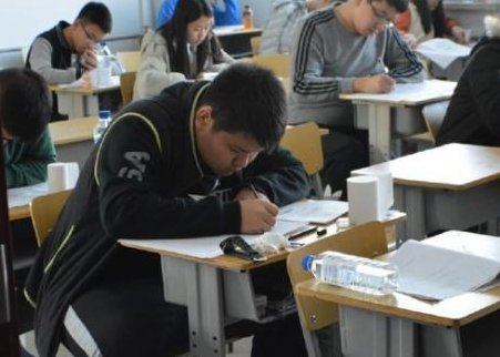 教育部再次发布高考提醒，考生们在考试前应当注意什么？