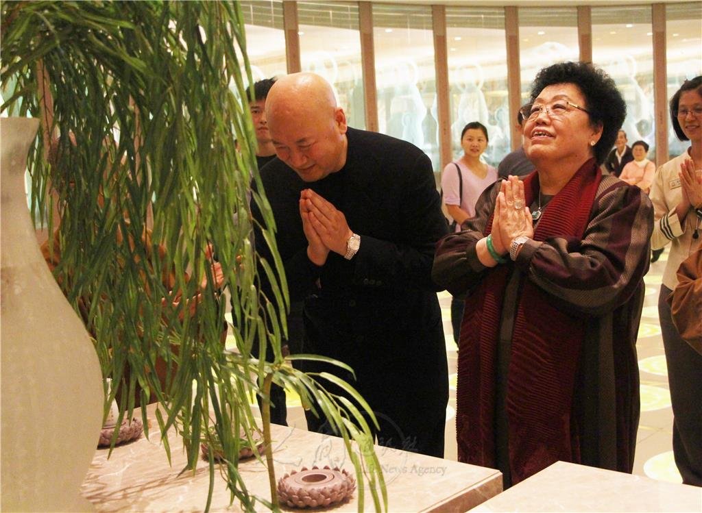 陈丽华立遗嘱,曝光500亿分配,迟重瑞伤了心,是真的吗?