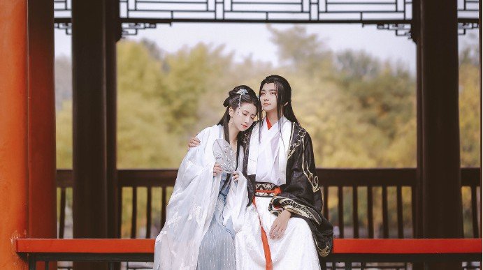 那些因为二次元而相恋的人们后来都怎么样？