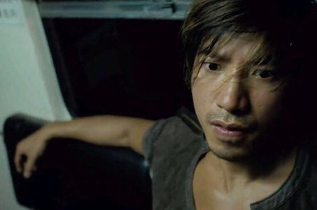 古惑仔中饰演乌鸦的那个演员叫什么名字？