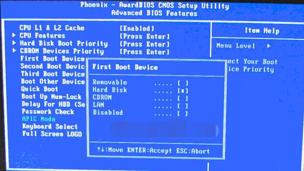 技嘉主板G31，如何设置U盘启动？