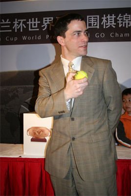 麦克雷蒙的介绍