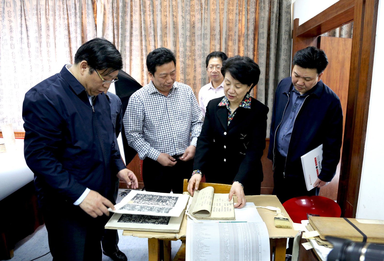 张广智的人物履历