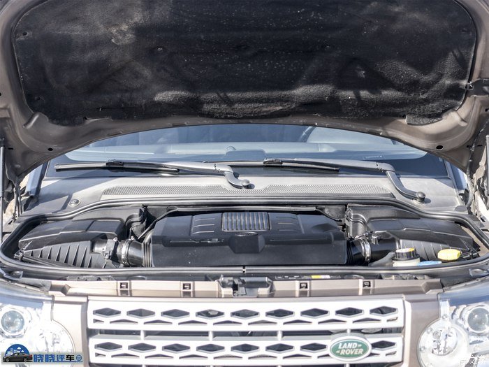 路虎发现4成为车迷心中最完美的一代发现？聊聊5.0升8缸顶配版
