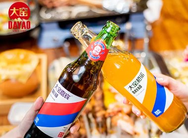 男子在未开封大窑汽水中发现塑料，厂家：目前还在协商，如何解决损失最小？