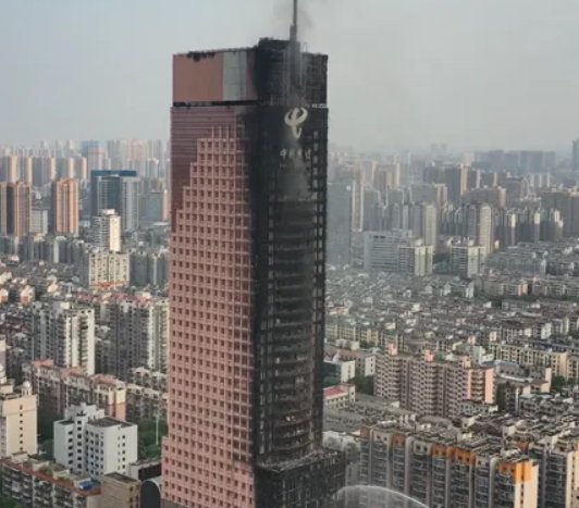 长沙电信大楼已经进入外立面维修阶段，维修效率为什么这么高？