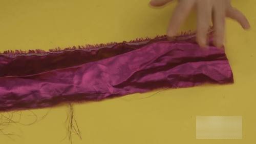 芭比娃娃的裙子怎么做