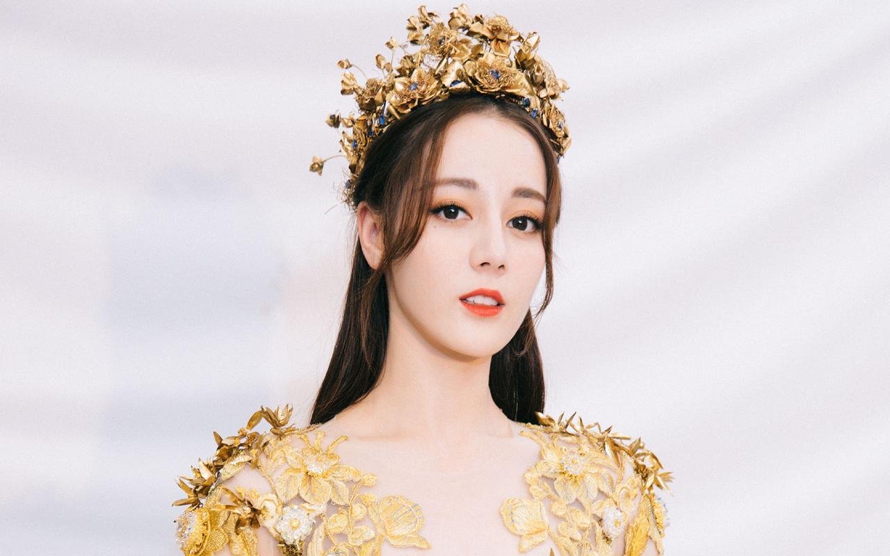 《奔跑吧兄弟》迪丽热巴在这里的表现怎么样呢？