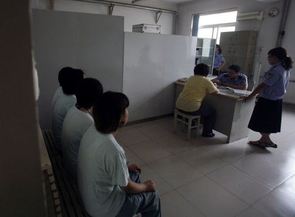 cold turkey什么意思