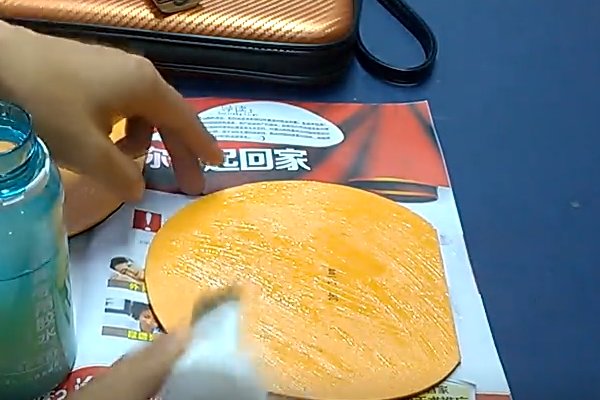 入手一款斯蒂卡黑檀7，如何配胶皮，救急？！