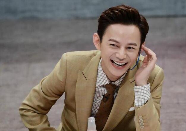 何炅为什么“翻车了”？为什么有人称何炅是“何伸”？